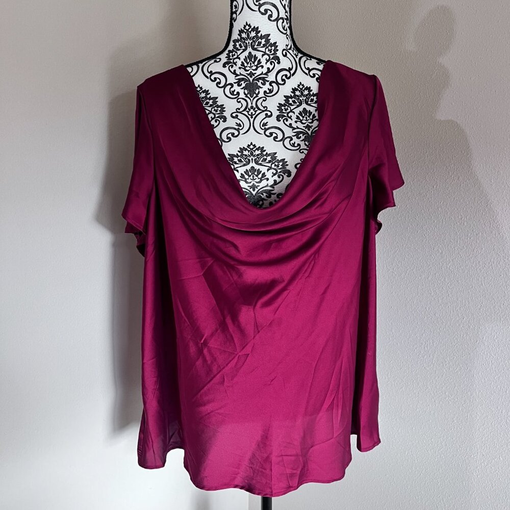 Share Torrid Satin Cowl Neck Short Flutter Sleeve Blouse - Biking Red - Size 1X - Picture 4 of 13